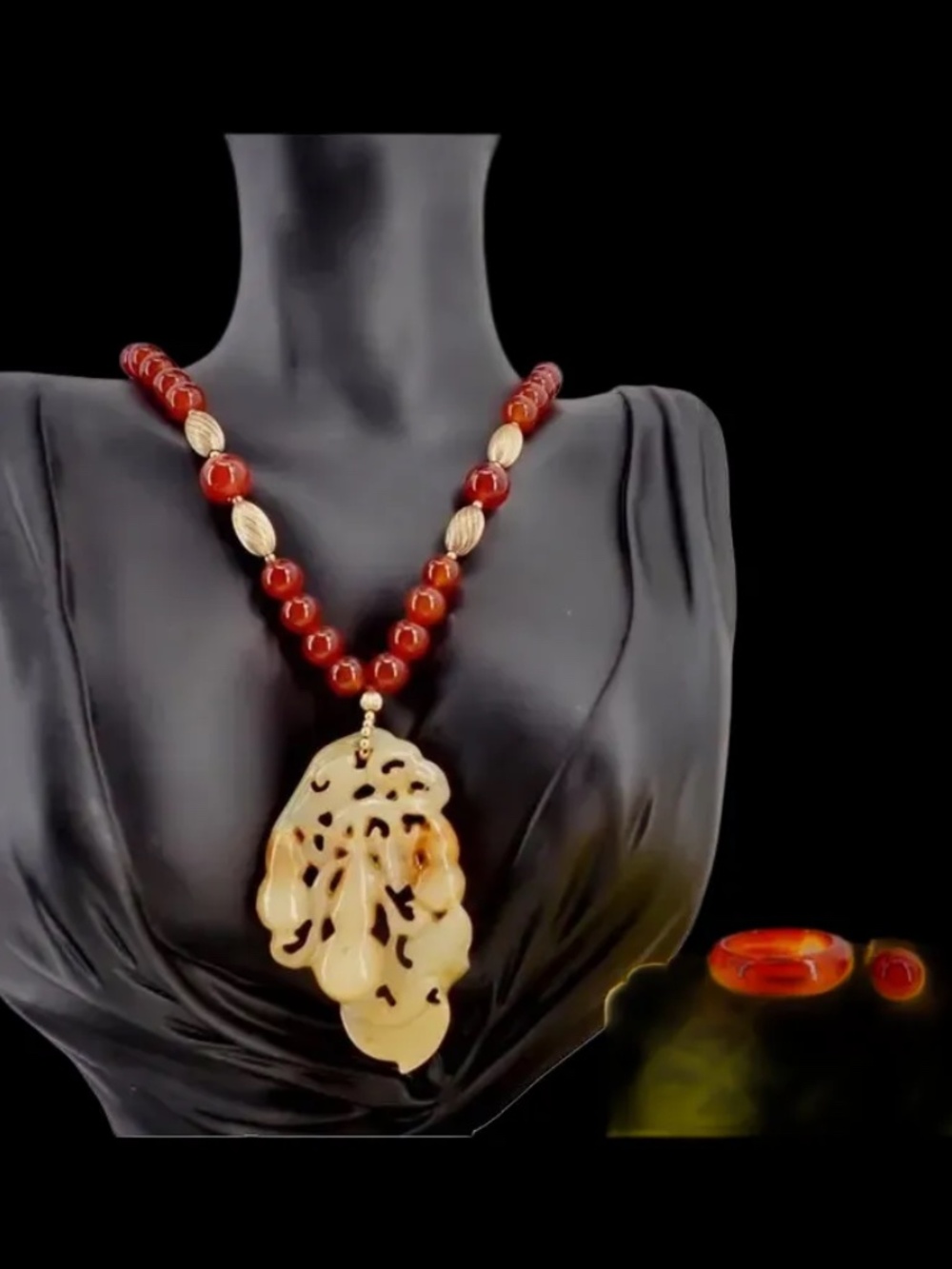 Antique Chinese Stone Hand Carved Pendant Carnelian Necklace Earrings Ring Set